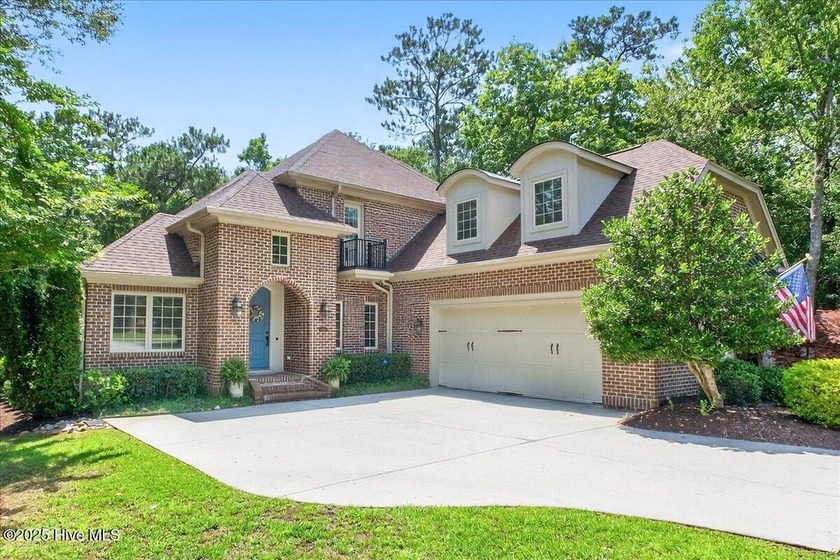 A perfect home for the family wanting a large private nicely - Beach Home for sale in Shallotte, North Carolina on Beachhouse.com