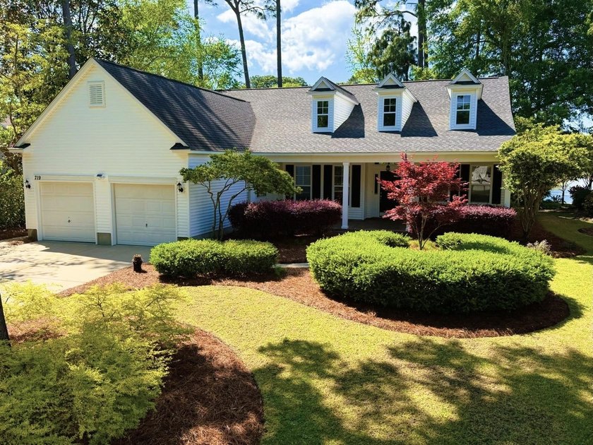 Experience the quintessential coastal lifestyle at 719 Camden - Beach Home for sale in Pawleys Island, South Carolina on Beachhouse.com