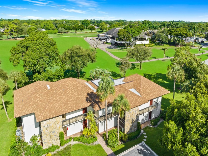 Beautifully renovated second floor unit located in the desirable - Beach Condo for sale in Delray Beach, Florida on Beachhouse.com