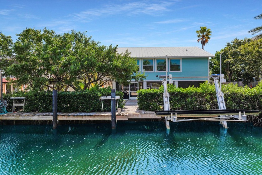 Nestled in the tranquil Breeze Swept Beach Estates of Ramrod Key - Beach Home for sale in Ramrod Key, Florida on Beachhouse.com