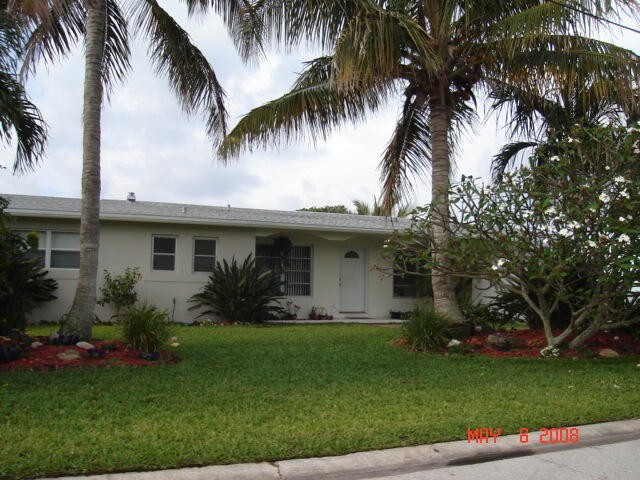 NEW 200 AMP ELECTRIC SERVICE**($4600 upgrade). Looking for - Beach Home for sale in Satellite Beach, Florida on Beachhouse.com