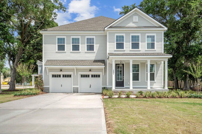 This fantastic home offers a picturesque Lowcountry setting - Beach Home for sale in James Island, South Carolina on Beachhouse.com
