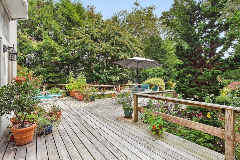 Set off the road, on the fringe of Sag Harbor Village, with a - Beach Home for sale in Sag Harbor, New York on Beachhouse.com