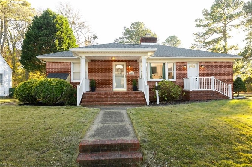 Located in the charming and desirable Bayview Beach area, this - Beach Home for sale in Norfolk, Virginia on Beachhouse.com