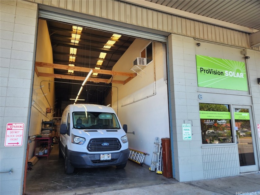 Excellent opportunity to own a fee simple flex warehouse in - Beach Commercial for sale in Wailuku, Hawaii on Beachhouse.com