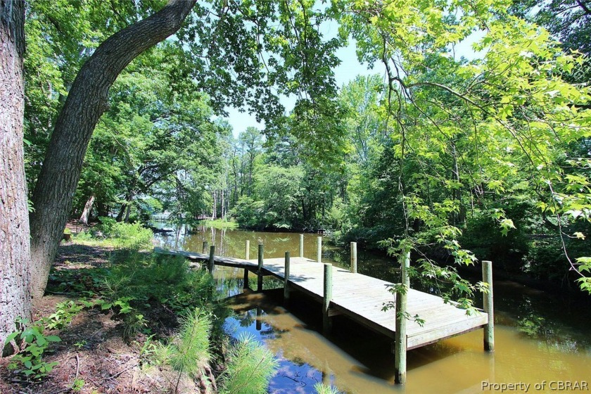 Don't miss this great opportunity to buy waterfront land in a - Beach Lot for sale in Kilmarnock, Virginia on Beachhouse.com
