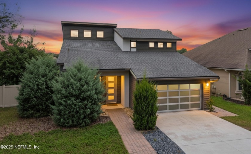 Modern and energy-efficient home in the Cedarbrook community - Beach Home for sale in Jacksonville, Florida on Beachhouse.com