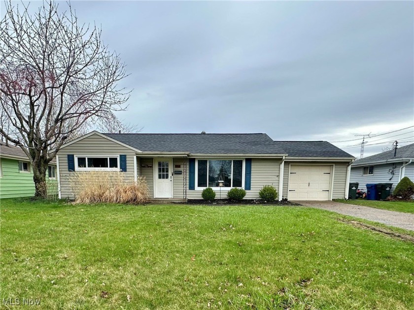 Welcome to this charming 3-bedroom, 1-bathroom ranch home in - Beach Home for sale in Sheffield Lake, Ohio on Beachhouse.com
