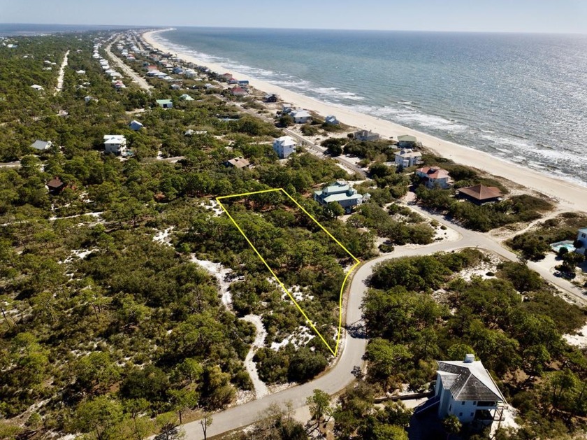 Lovely 2nd tier one-acre lot in St George Plantation, the - Beach Lot for sale in St. George Island, Florida on Beachhouse.com