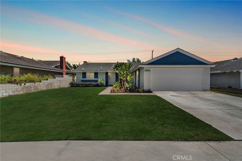 Home For Sale in Huntington Beach - Beach Home for sale in Huntington Beach, California on Beachhouse.com