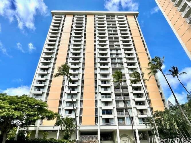 Desirable Queen Tower, breathtaking DH and partial ocean view - Beach Condo for sale in Honolulu, Hawaii on Beachhouse.com