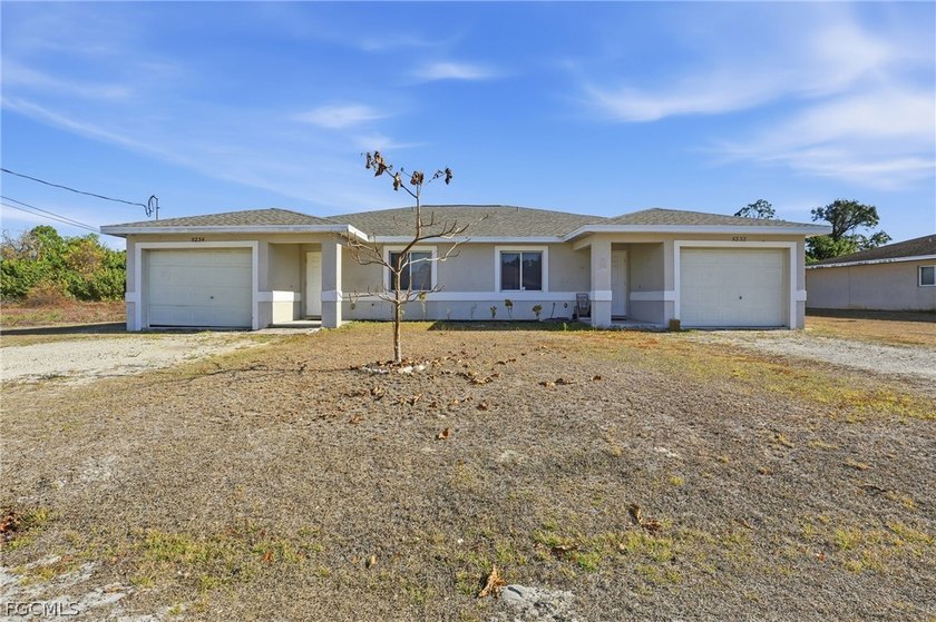 Excellent investment opportunity in West Lehigh Acres! This - Beach Home for sale in Lehigh Acres, Florida on Beachhouse.com