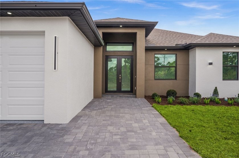 BUYER INCENTIVES AVAILABLE!!! SELLER WILLING TO HELP WITH BUYERS - Beach Home for sale in Lehigh Acres, Florida on Beachhouse.com