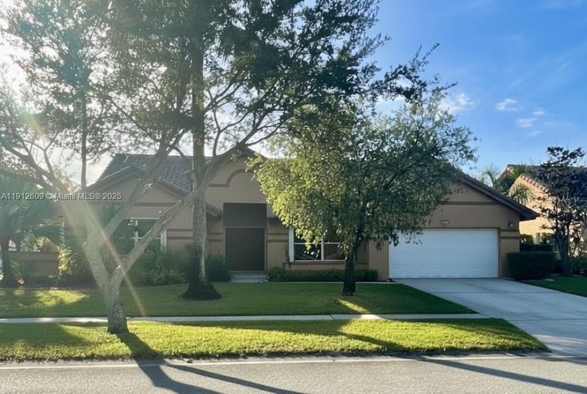 ?? Exceptional Diamond Model in Spring Valley! This highly - Beach Home for sale in Pembroke Pines, Florida on Beachhouse.com