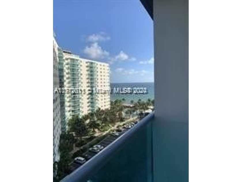 BEAUTIFUL FULLY FURNISHED APARTMENT ON THE OCEAN IN HOLLYWOOD - Beach Condo for sale in Hollywood, Florida on Beachhouse.com