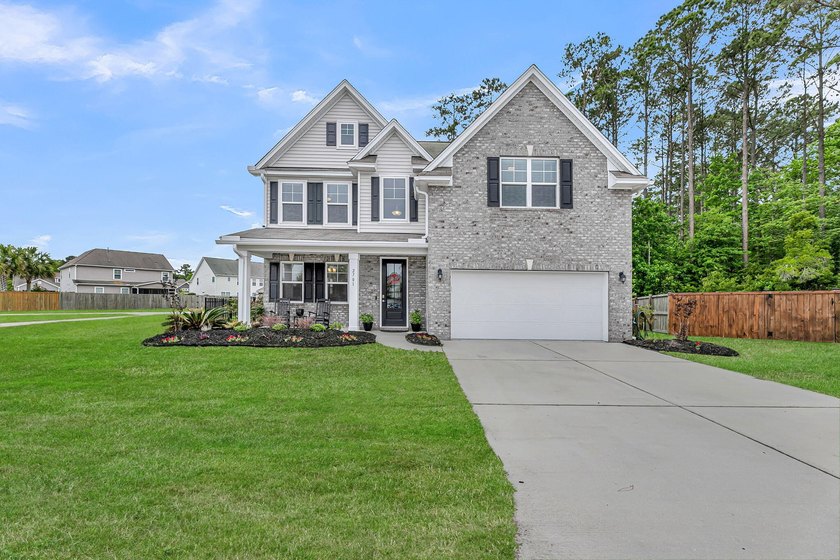 Lowcountry living at its best -- sidewalk-lined streets, a - Beach Home for sale in Johns Island, South Carolina on Beachhouse.com
