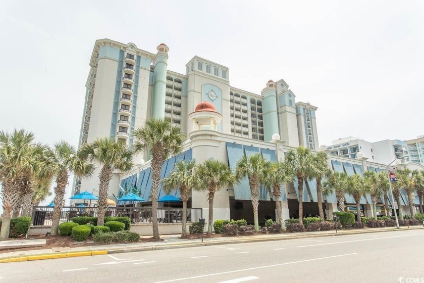 RARE -- KING BED SUITE with FULL KITCHEN and sitting area - Beach Condo for sale in Myrtle Beach, South Carolina on Beachhouse.com