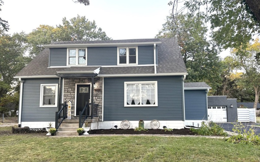 Welcome Home! This stunning, totally remodeled residence in - Beach Home for sale in Gary, Indiana on Beachhouse.com