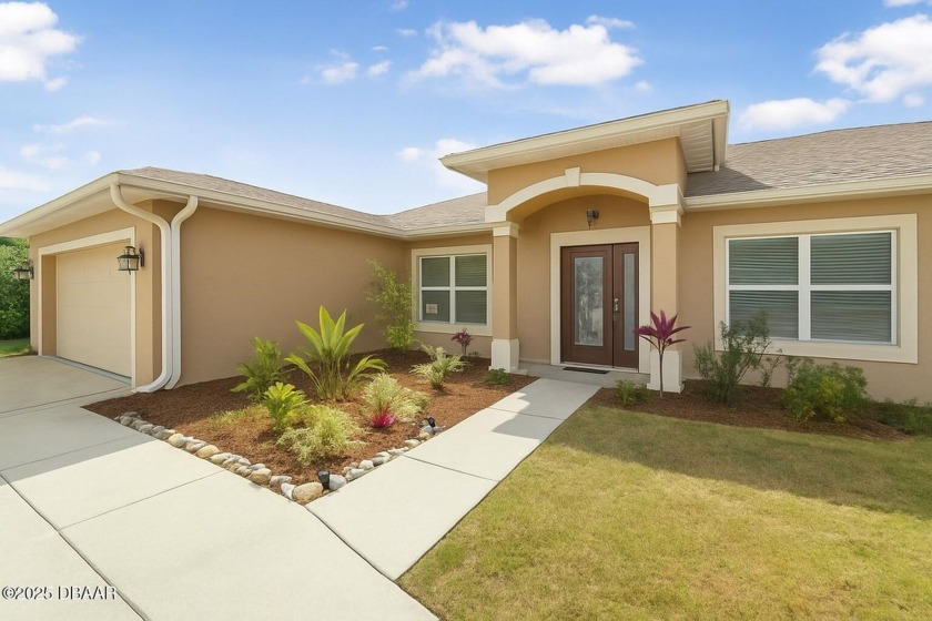 Welcome to your Florida DREAM HOME where laid-back luxury and - Beach Home for sale in Palm Coast, Florida on Beachhouse.com