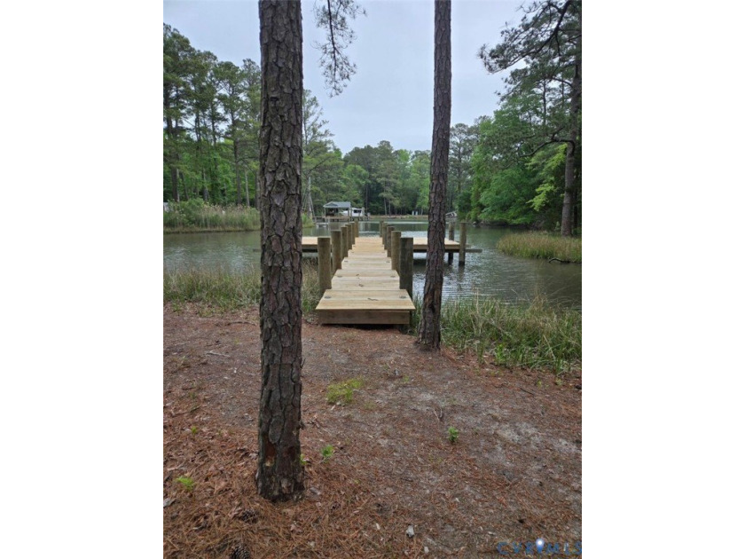 Three lots totaling 1.16 acres with waterfront and pier on Lanes - Beach Lot for sale in Hudgins, Virginia on Beachhouse.com