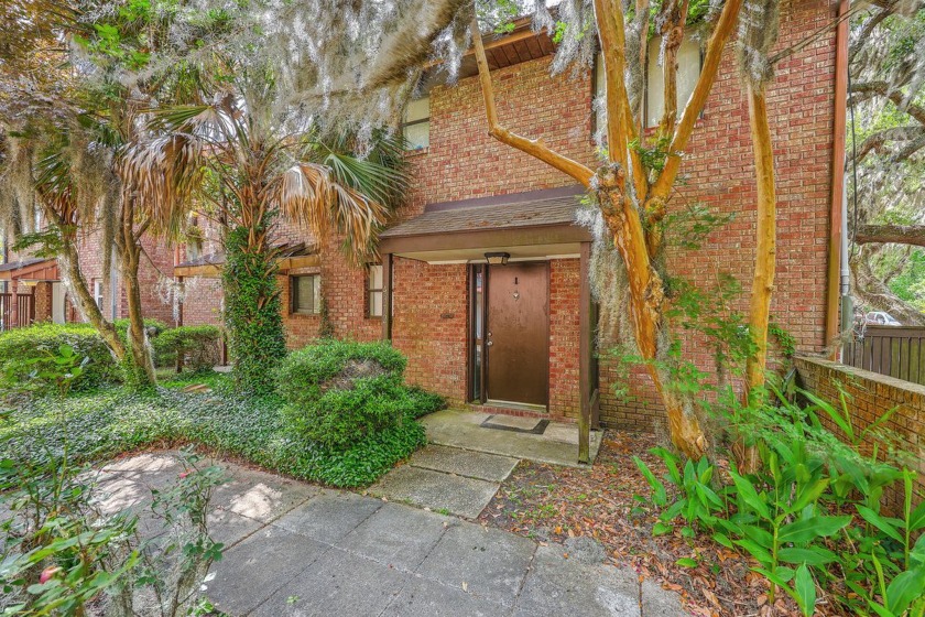 Investor's Dream with Deep Water Access in North Charleston!This - Beach Home for sale in North Charleston, South Carolina on Beachhouse.com