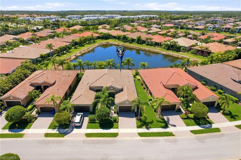This stunning two-bedroom, two-bath villa with a den is located - Beach Townhome/Townhouse for sale in Fort Myers, Florida on Beachhouse.com