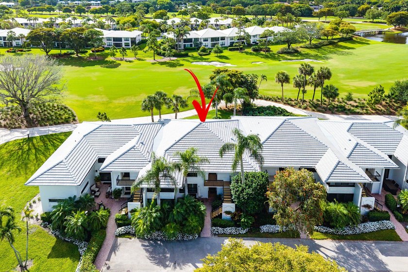 Beautifully renovated 3-bedroom, 2-bath first-floor condo in the - Beach Condo for sale in Boynton Beach, Florida on Beachhouse.com