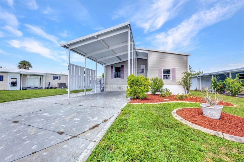 BACK ON THE MARKET DUE TO A FAMILY ISSUE WITH THE BUYER - Beach Home for sale in North Port, Florida on Beachhouse.com