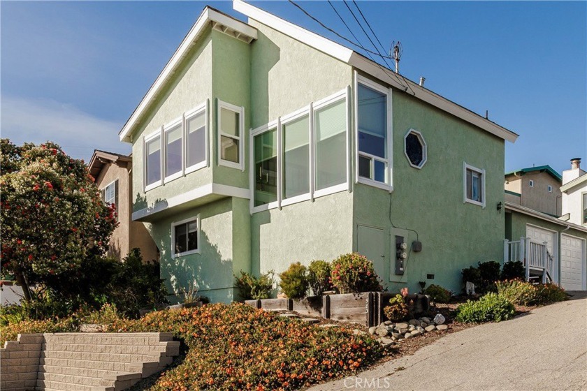View home in a fine *in town* location with a host of rare - Beach Home for sale in Cayucos, California on Beachhouse.com
