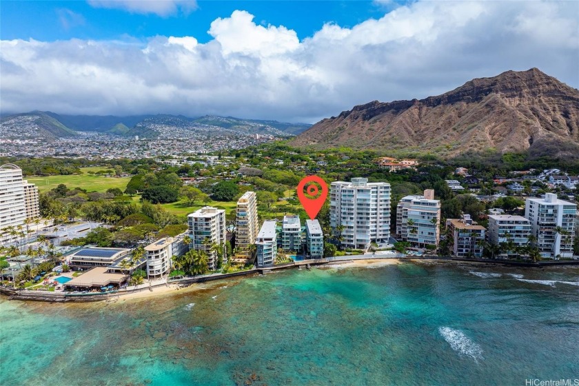 Rarely available 2 bedrooms/2 baths, corner-end unit, Ocean View - Beach Other for sale in Honolulu, Hawaii on Beachhouse.com