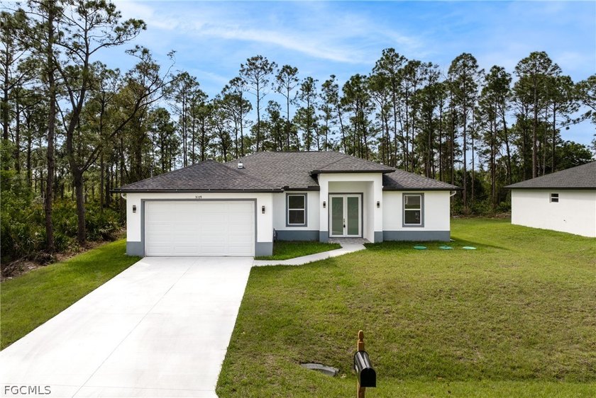 Seller will pay $5,000 towards closing costs! Welcome to this - Beach Home for sale in Lehigh Acres, Florida on Beachhouse.com