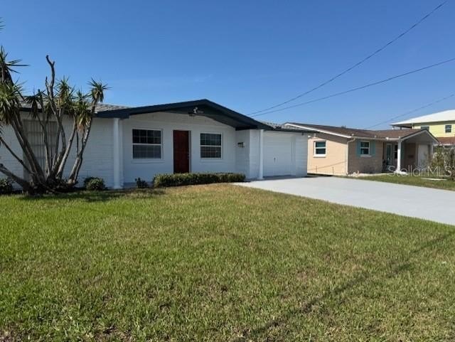 This home had No Flooding, High and Dry. Waterfront Property - Beach Home for sale in Hudson, Florida on Beachhouse.com