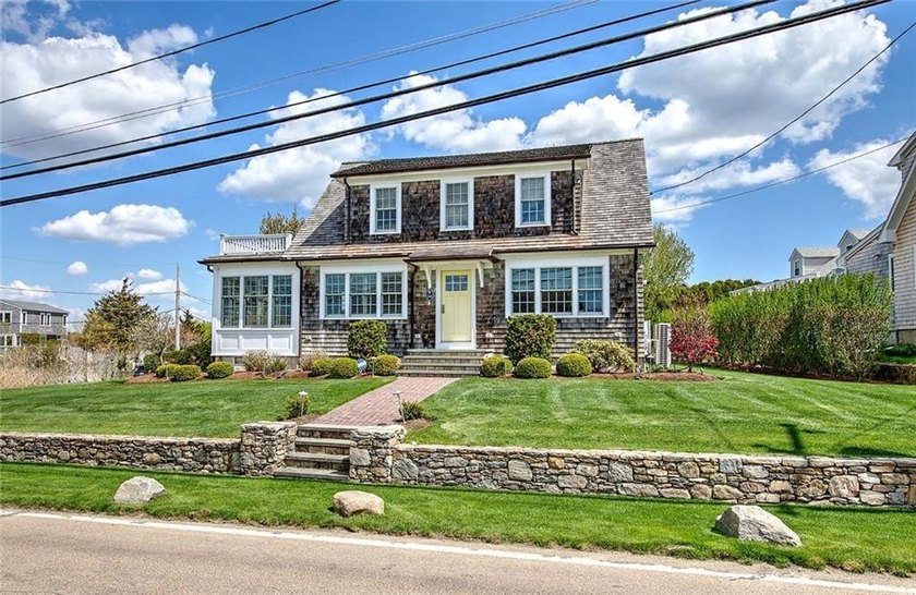 Location! Location! Location! This quintesential Cape captures - Beach Home for sale in Narragansett, Rhode Island on Beachhouse.com