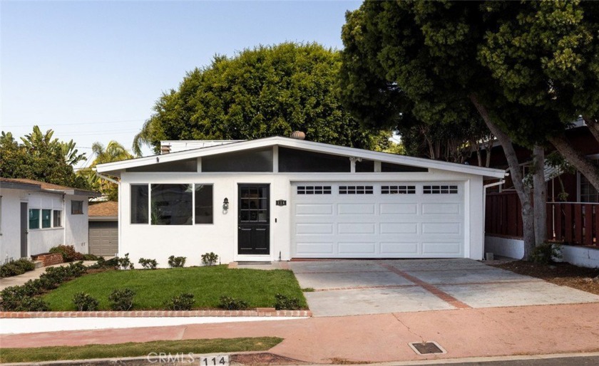 Charming Mid-Century Home with Ocean Views and Prime Location in - Beach Home for sale in San Clemente, California on Beachhouse.com