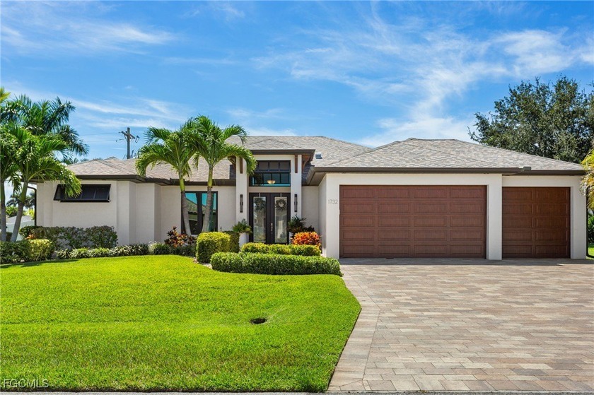 Located in the sought-after Southwest Cape Coral area, this - Beach Home for sale in Cape Coral, Florida on Beachhouse.com
