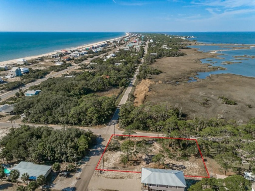 Corner lot offering a Bay and Gulf Views. Great building site - Beach Lot for sale in St. George Island, Florida on Beachhouse.com