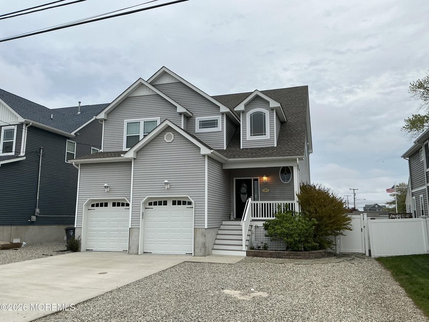 Like New Beautiful Home move in ready condition. Recently Built - Beach Home for sale in Toms River, New Jersey on Beachhouse.com