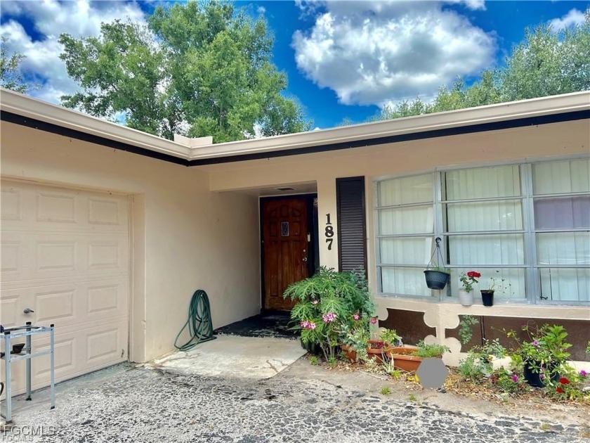 LOCATION, LOCATION, LOCATION First Buyers, home for vacations or - Beach Home for sale in Fort Myers, Florida on Beachhouse.com