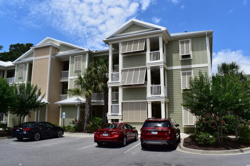 Location, Location, Location! Here is an end-unit condo in - Beach Condo for sale in Pawleys Island, South Carolina on Beachhouse.com