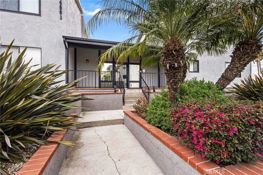 Nestled in South Torrance, this exclusive Elevated community of - Beach Condo for sale in Torrance, California on Beachhouse.com