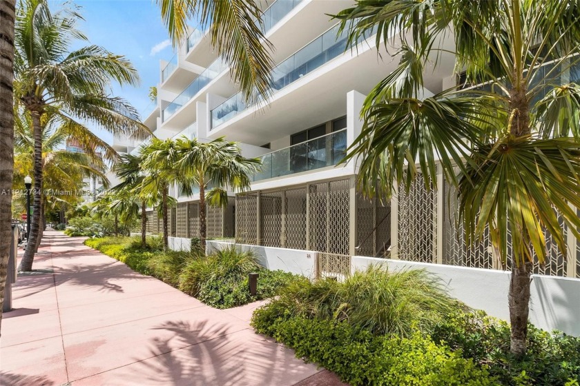 A unique townhouse with stunning finishes by world-renowned - Beach Condo for sale in Miami  Beach, Florida on Beachhouse.com