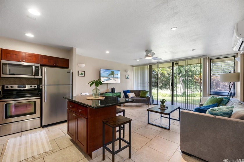 Grossing more than $100,000 annually, this is a legal short-term - Beach Condo for sale in Kahuku, Hawaii on Beachhouse.com