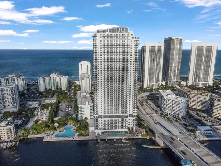 Beach-inspired, high-rise turnkey residence offering a new - Beach Condo for sale in Hollywood, Florida on Beachhouse.com