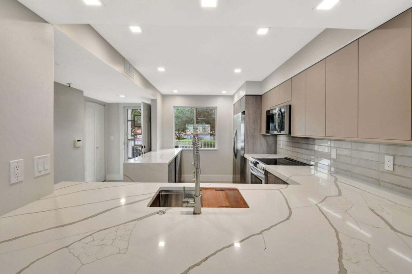 STEP INTO CHIC LUXURY WITH A ONE-OF-A KIND, CONTRACTOR DESIGNED - Beach Condo for sale in Delray Beach, Florida on Beachhouse.com