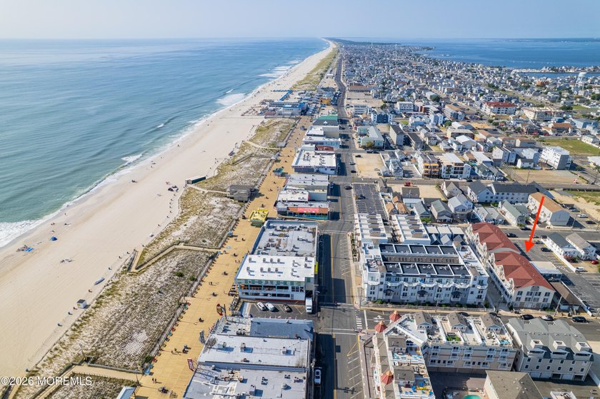 Don't miss this rare chance to own a seaside townhouse just - Beach Townhome/Townhouse for sale in Seaside Heights, New Jersey on Beachhouse.com
