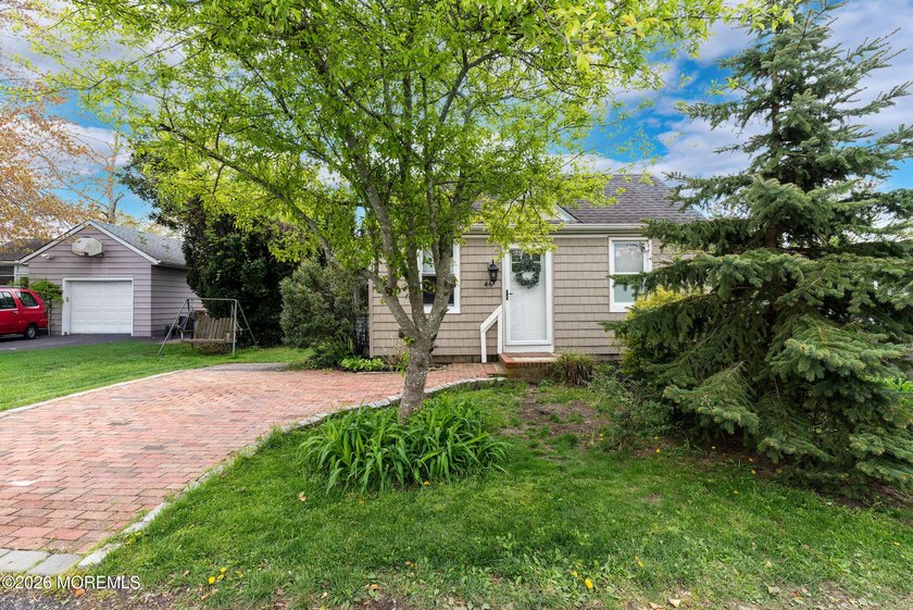 Discover coastal charm in this delightful Ocean Gate cottage - Beach Home for sale in Ocean Gate, New Jersey on Beachhouse.com