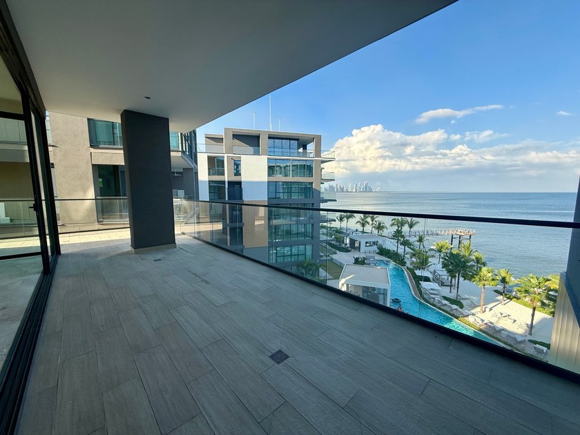 Oceanfront Residence at The Palms Ocean Reef Panama

Located - Beach Condo for sale in Panama City,  on Beachhouse.com