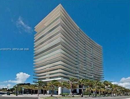 Beautiful flow through two bedroom two and a half bath unit with - Beach Condo for sale in Miami Beach, Florida on Beachhouse.com