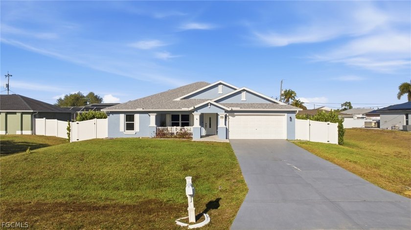 Welcome to this beautifully maintained 3-bedroom, 2-bathroom - Beach Home for sale in Cape Coral, Florida on Beachhouse.com