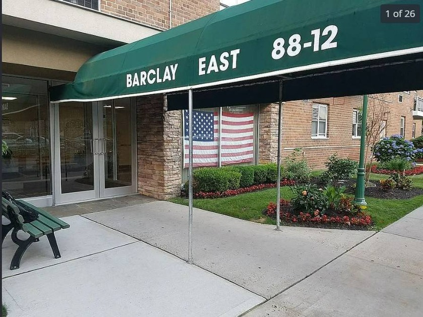 BEAUTIFUL UPDATED/RENOVATED 753 SQ. FT. 1 BEDROOM, 1 F BATH COOP - Beach Condo for sale in Howard Beach, New York on Beachhouse.com